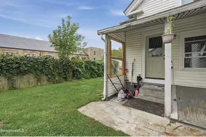 19 1/2 Spring St, North Adams, MA 01247 - Photo 25