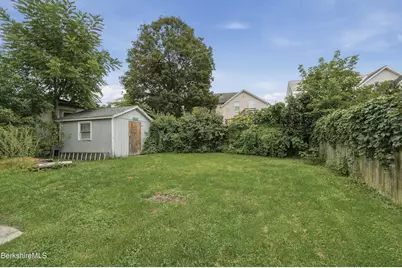 19 1/2 Spring St, North Adams, MA 01247 - Photo 23