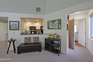 19 Hawthorne Rd, Stockbridge, MA 01262 - Photo 9