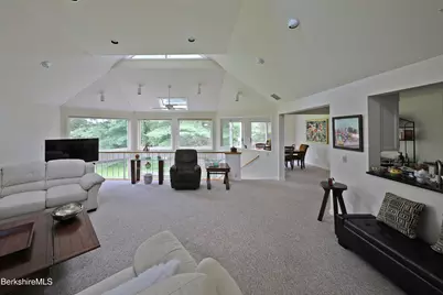 19 Hawthorne Rd #GH 8, Stockbridge, MA 01262 - Photo 5