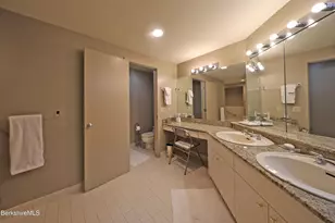 19 Hawthorne Rd, Stockbridge, MA 01262 - Photo 27