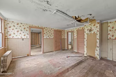 340-342 Wahconah St, Pittsfield, MA 01201 - Photo 17