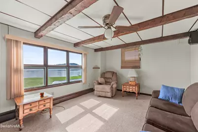 10 Club Cir, Pittsfield, MA 01201 - Photo 29