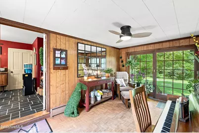 422 Barker Rd, Pittsfield, MA 01201 - Photo 29
