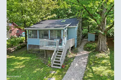10 Mahkeenac Heights Rd, Stockbridge, MA 01262 - Photo 25