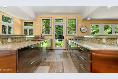 468 East St, Mount Washington, MA 01258 - Photo 17