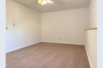 106 E Housatonic St #2, Pittsfield, MA 01201 - Photo 5