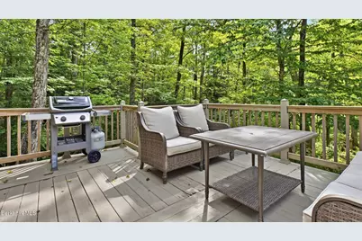 22 Dawn Dr, Becket, MA 01223 - Photo 25