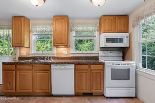 144 Castle Hill Ave, Great Barrington, MA 01230 - Photo 15