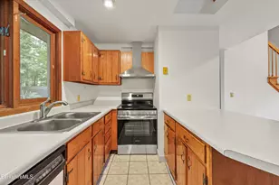 119 Buxton Hill Rd, Williamstown, MA 01267 - Photo 13