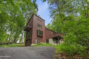 119 Buxton Hill Rd, Williamstown, MA 01267 - Photo 3