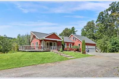 159 Cascade St, Pittsfield, MA 01201 - Photo 1
