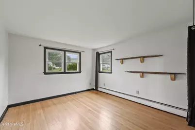 208 Dalton Division Rd, Pittsfield, MA 01201 - Photo 21