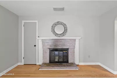 208 Dalton Division Rd, Pittsfield, MA 01201 - Photo 9