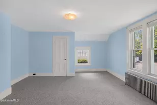 24 Elmvale Pl, Pittsfield, MA 01201 - Photo 57