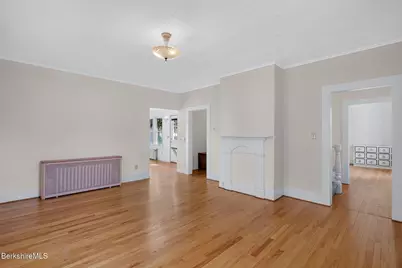 24 Elmvale Place, Pittsfield, MA 01201 - Photo 29