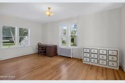 24 Elmvale Place, Pittsfield, MA 01201 - Photo 25