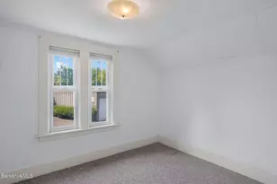 24 Elmvale Pl, Pittsfield, MA 01201 - Photo 51