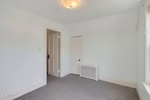 24 Elmvale Pl, Pittsfield, MA 01201 - Photo 53