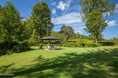 523 Hancock Rd, Williamstown, MA 01267 - Photo 15