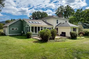 523 Hancock Rd, Williamstown, MA 01267 - Photo 9