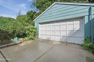 31 Brunswick St, Pittsfield, MA 01201 - Photo 35