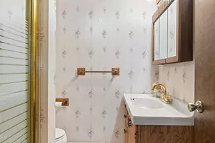 820 Robinson Rd, Hinsdale, MA 01235 - Photo 35