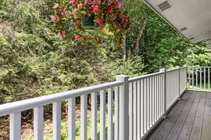 820 Robinson Rd, Hinsdale, MA 01235 - Photo 29