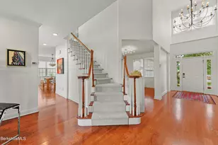 9 Fairwynds Dr, Lenox, MA 01240 - Photo 7