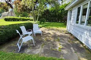 16 Wellesley St, Pittsfield, MA 01201 - Photo 33
