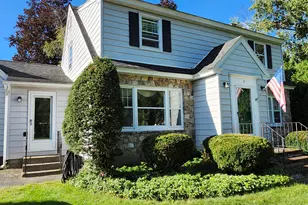 16 Wellesley St, Pittsfield, MA 01201 - Photo 1