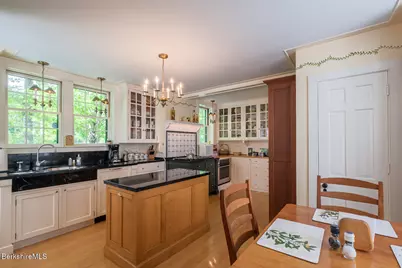 115 South St, Williamstown, MA 01267 - Photo 15