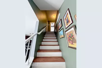 202 Beekman Dr, Agawam, MA 01001 - Photo 11