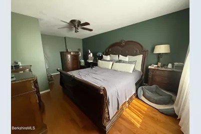202 Beekman Dr, Agawam, MA 01001 - Photo 17