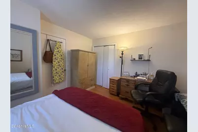 202 Beekman Dr, Agawam, MA 01001 - Photo 15