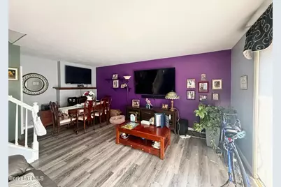 202 Beekman Dr, Agawam, MA 01001 - Photo 9