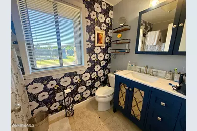 202 Beekman Dr, Agawam, MA 01001 - Photo 13