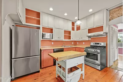 46 Pomeroy Ave, Pittsfield, MA 01201 - Photo 17