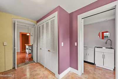46 Pomeroy Ave, Pittsfield, MA 01201 - Photo 25