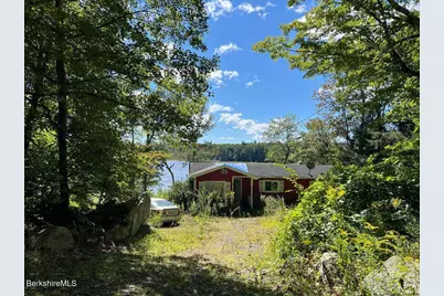 416 Silver Leaf Dr, Becket, MA 01223 - Photo 3