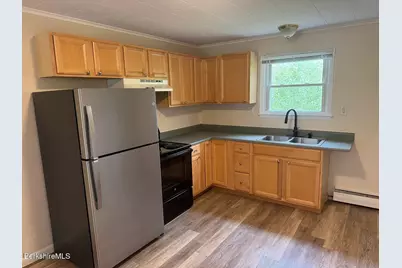 100 Robinson Rd #A, Hinsdale, MA 01235 - Photo 5