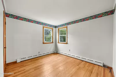 49 Dutchess Ave, Pittsfield, MA 01201 - Photo 21