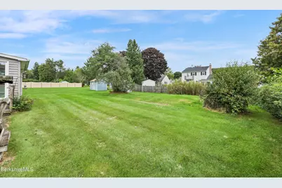 49 Dutchess Ave, Pittsfield, MA 01201 - Photo 35