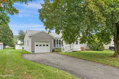 49 Dutchess Ave, Pittsfield, MA 01201 - Photo 3
