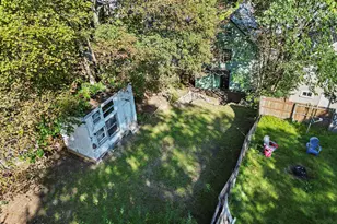 75 Brooklyn St, North Adams, MA 01247 - Photo 37