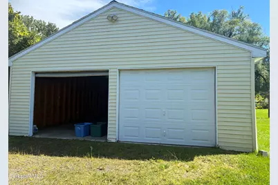 820 Greylock St, Lee, MA 01238 - Photo 7