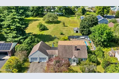 5 Magnolia St, Great Barrington, MA 01230 - Photo 3