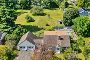 5 Magnolia St, Great Barrington, MA 01230 - Photo 3
