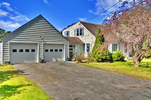 5 Magnolia St, Great Barrington, MA 01230 - Photo 1