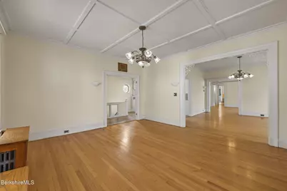 66 Quincy St, North Adams, MA 01247 - Photo 7